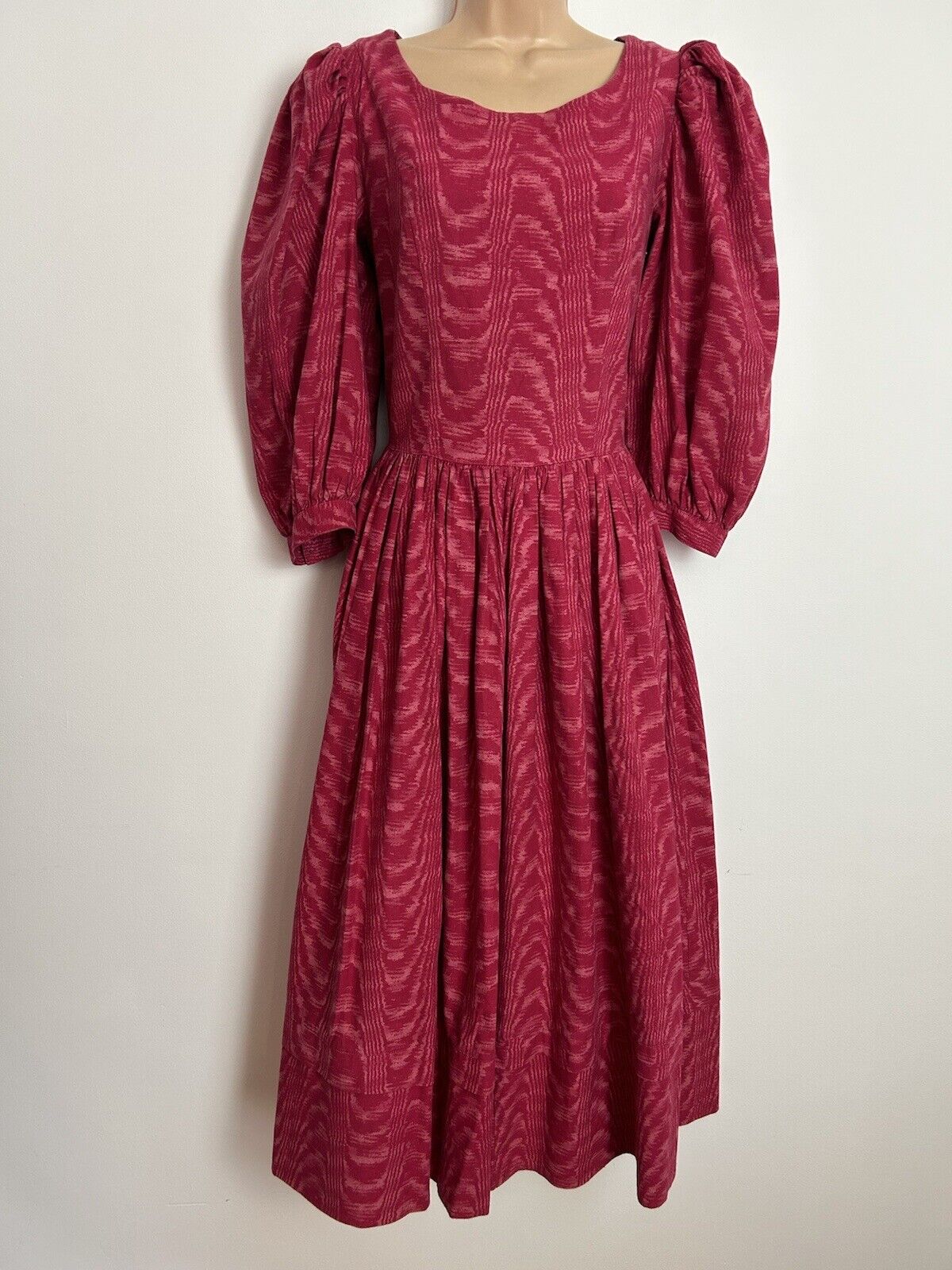 Vintage 1980's LAURA ASHLEY UK Size 10 (14 On Label) Made In Rep Of Ireland Dark Pink Midi Dress