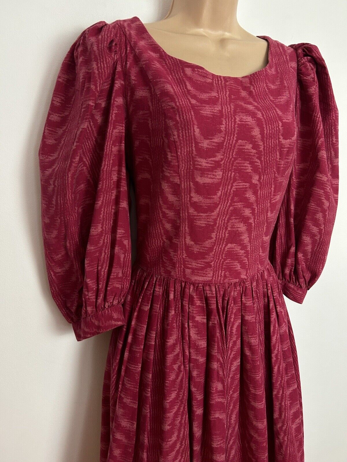 Vintage 1980's LAURA ASHLEY UK Size 10 (14 On Label) Made In Rep Of Ireland Dark Pink Midi Dress