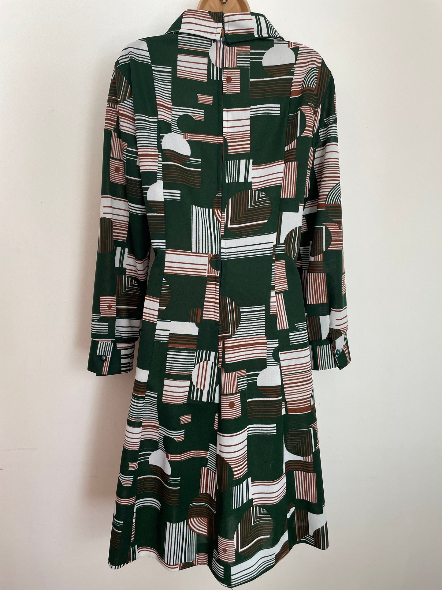 Vintage 1960s C&A UK Size 16 Mod Dark Green White And Brown Geo Print Long Sleeve Shift Dress